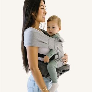 NWT Tushbaby The Snug Attachment